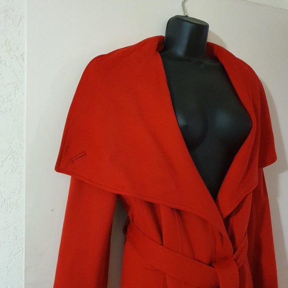 SOLD -Basler - pure Italian wool coat, made in Romania, worn once. - Picture 2 of 3